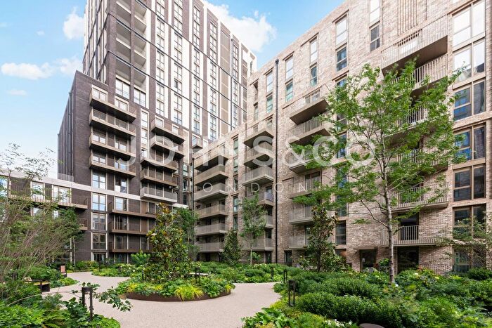 2 Bedroom Flat To Rent In Saffron Wharf, London Dock, London, E1W