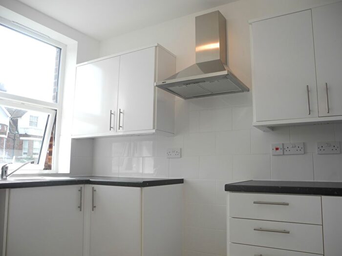 2 Bedroom Flat To Rent In Cheriton Road, Folkestone, CT19