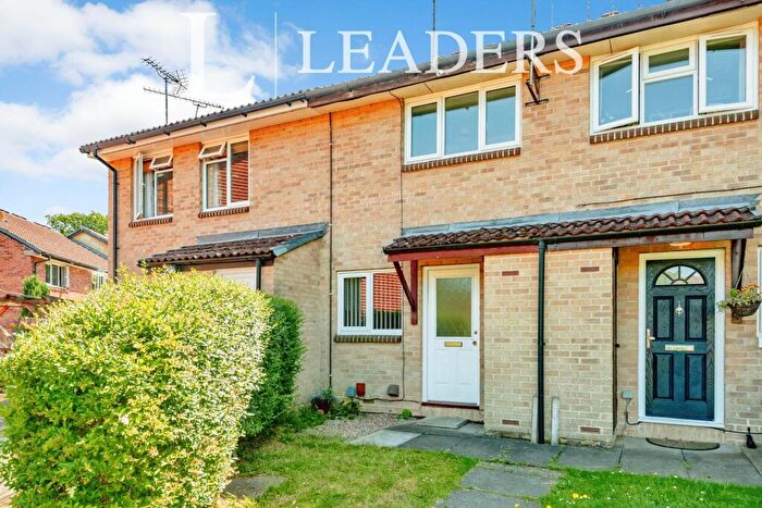 2 Bedroom Terraced House To Rent In Prestwick Close, Ifield, RH11