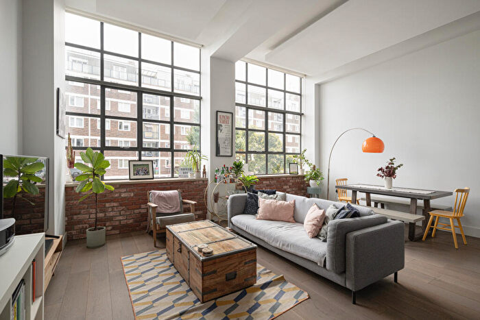 2 Bedroom Flat For Sale In The Textile Building, Hackney, E9