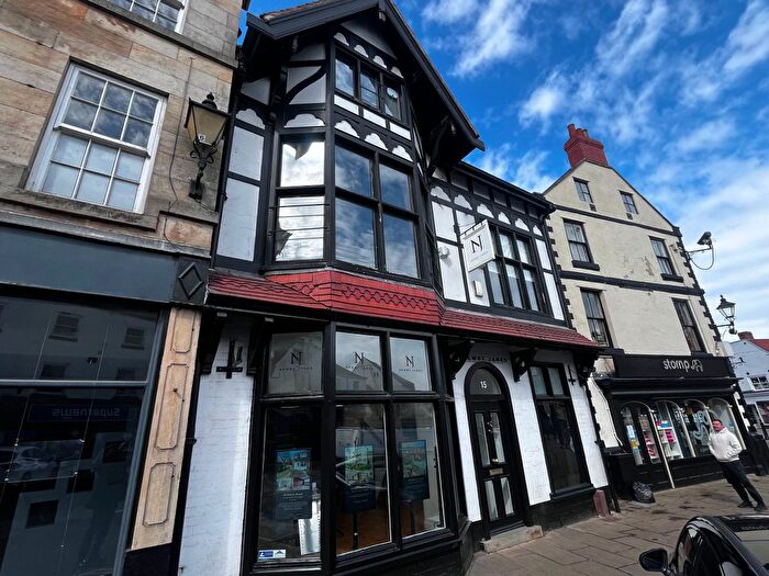 1 Bedroom Flat To Rent In Flat, Market Place, HG5