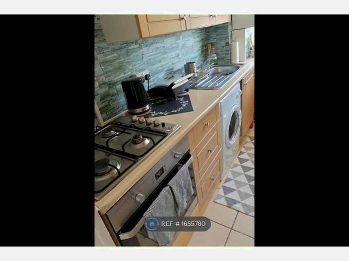 1 Bedroom Flat To Rent In Silchester Court, Thornton Heath, CR7