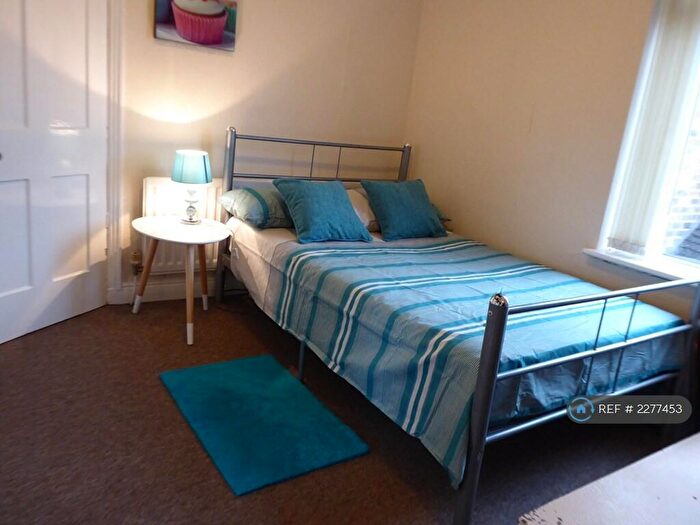 5 Bedroom Terraced House To Rent In Bath Street, Stoke, ST4