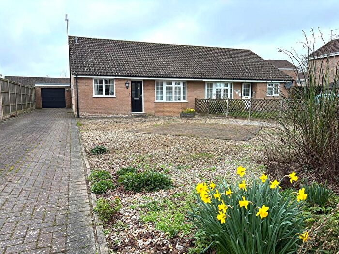 2 Bedroom Semi-Detached Bungalow For Sale In Cranborne Drive, Shaftesbury, SP7