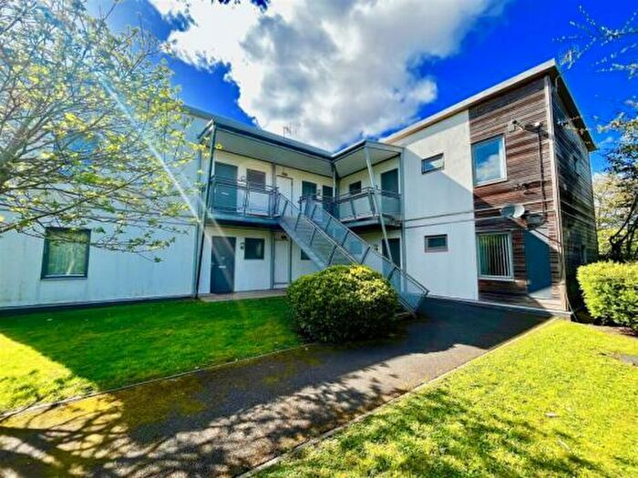 2 Bedroom Apartment To Rent In Marigold Avenue, NE10