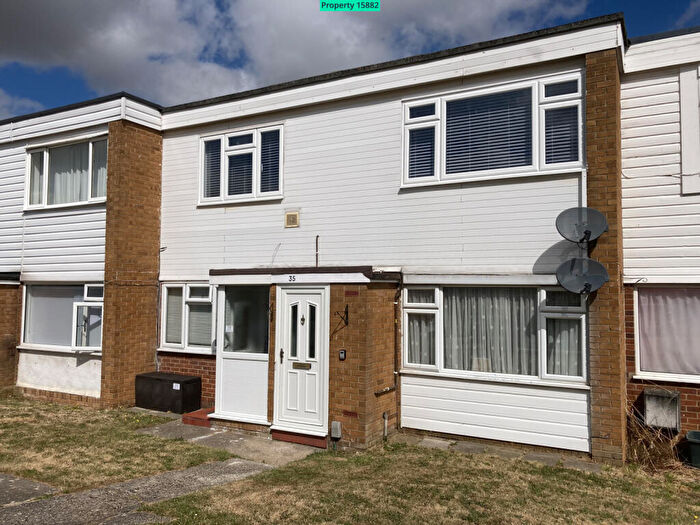 2 Bedroom Maisonette To Rent In Tamar Rise, Chelmsford, CM1