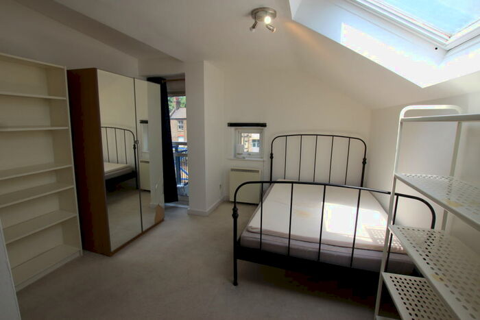 1 Bedroom Property To Rent In Newlands Quay, London, Greater London, E1W