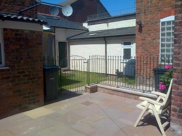 5 Bedroom Maisonette To Rent In Market Street, Hoylake, CH47