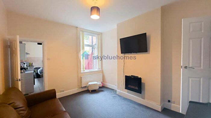 3 Bedroom Terraced House To Rent In Wilmington Road, Leicester, LE3