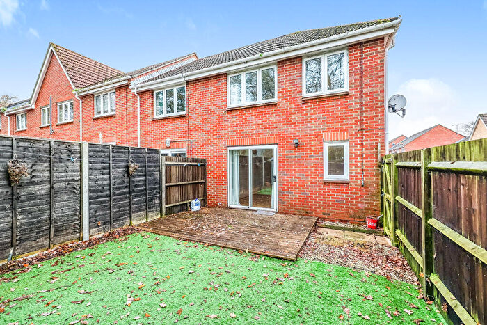 3 Bedroom House To Rent In Hobby Close, Cowplain, Waterlooville, Hampshire, PO8
