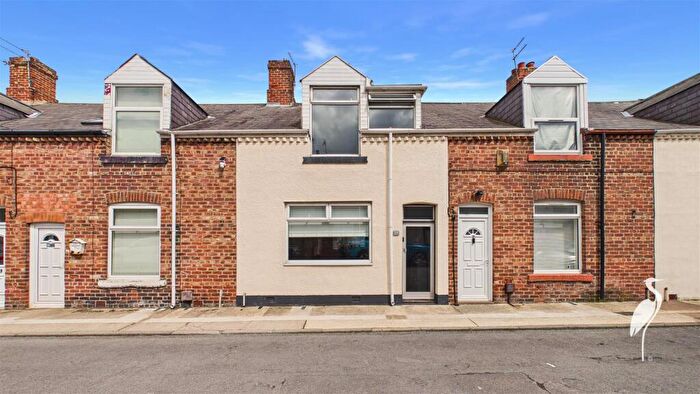 3 Bedroom Terraced House For Sale In Lord Street, Silksworth, Sunderland, SR3