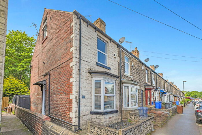3 Bedroom End Of Terrace House For Sale In Shenstone Road, Sheffield, S6