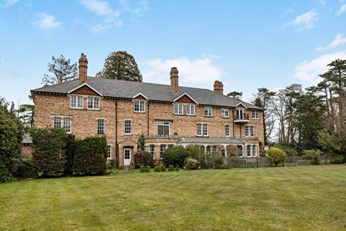 2 Bedroom Apartment For Sale In Manchester Road, Sway, Lymington, SO41