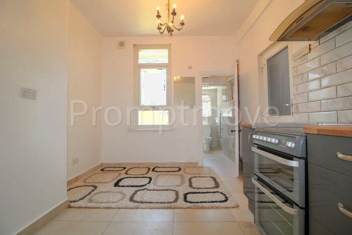 Property To Rent In Moor Street, Luton, LU1