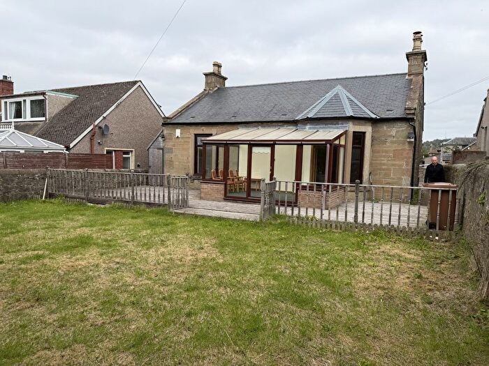 4 Bedroom Detached Bungalow To Rent In Gilmour Place, DD2