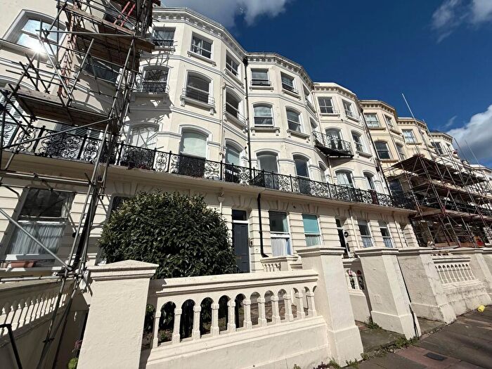 2 Bedroom Flat To Rent In Vernon Terrace, Brighton, BN1