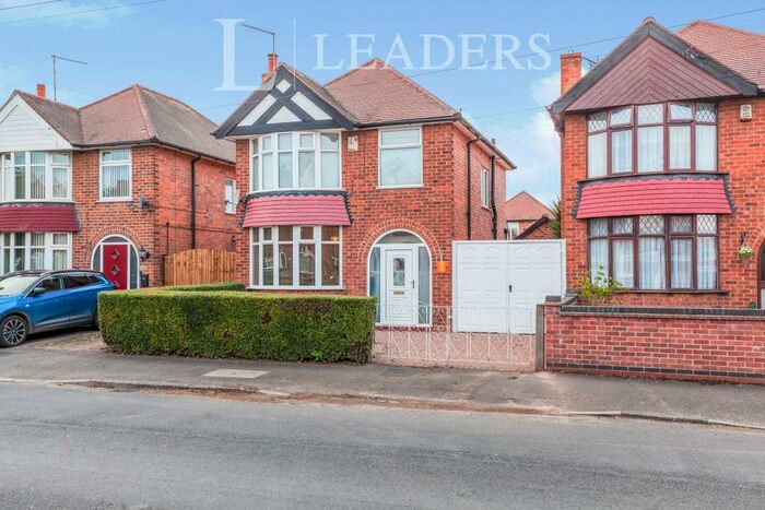 3 Bedroom Detached House To Rent In St.Austell Drive, NG11