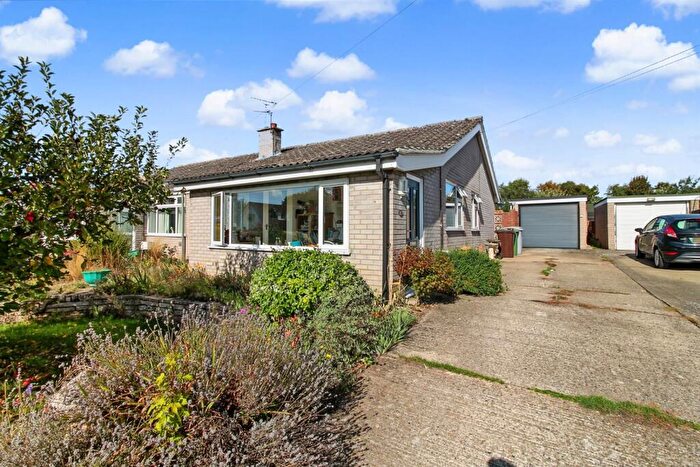 3 Bedroom Semi-Detached Bungalow For Sale In Corner Lane, Horsford, Norwich, NR10