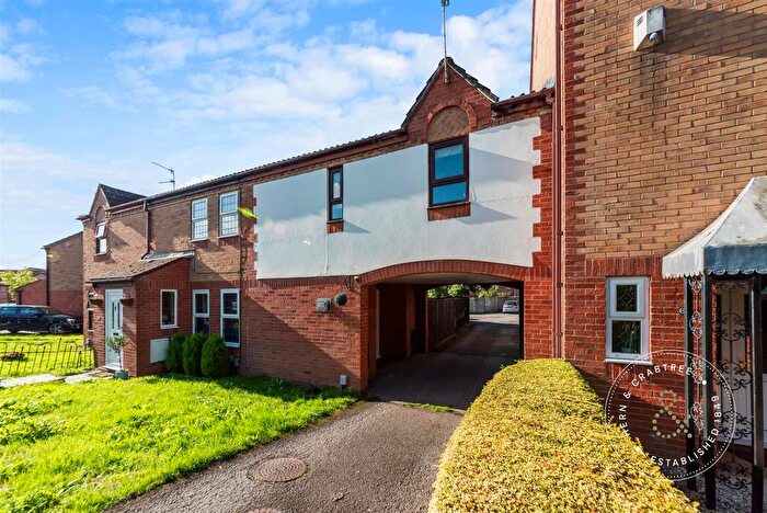 1 Bedroom Maisonette To Rent In Hartley Place, Cardiff, CF11