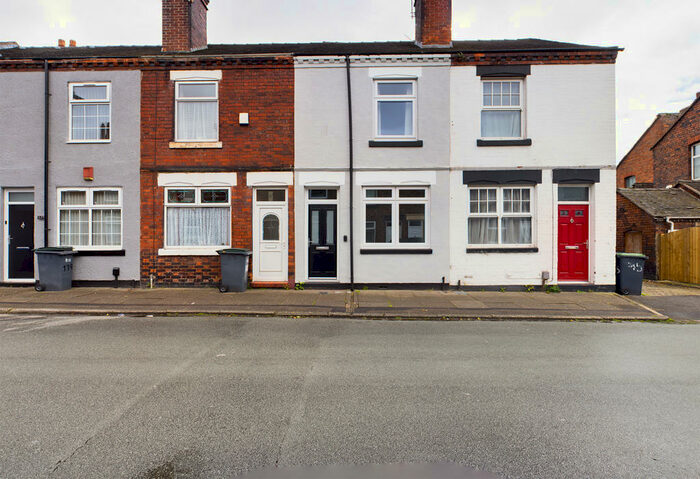 3 Bedroom Terraced House To Rent In Masterson Street, Stoke-on-Trent, Staffordshire, ST4