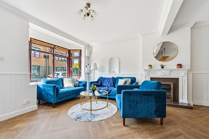 3 Bedroom Terraced House For Sale In Shipman Road, London, E16