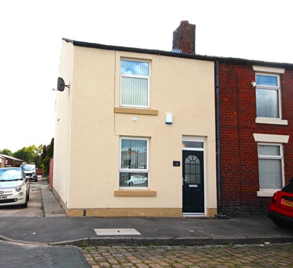 3 Bedroom End Of Terrace House To Rent In Dunstan Street, Tonge Fold, Bolton, BL2