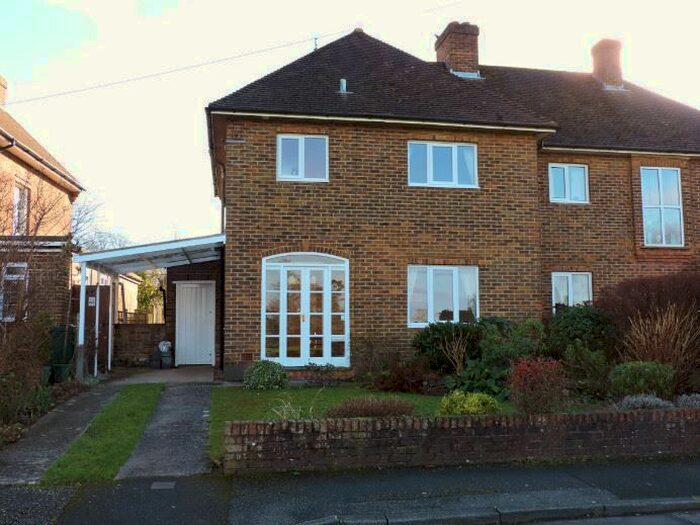3 Bedroom Semi-Detached House To Rent In Julians Way, Sevenoaks, TN13