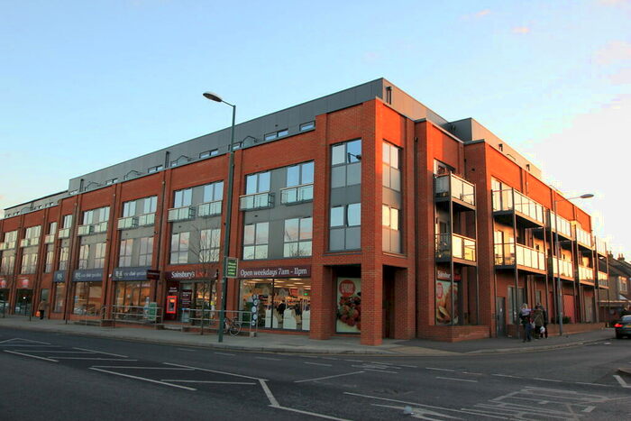 1 Bedroom Apartment To Rent In Red Lion Road, Surbiton, KT6