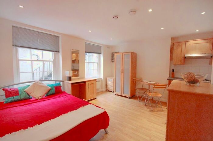 Studio To Rent In Gloucester Place, Marylebone, NW1