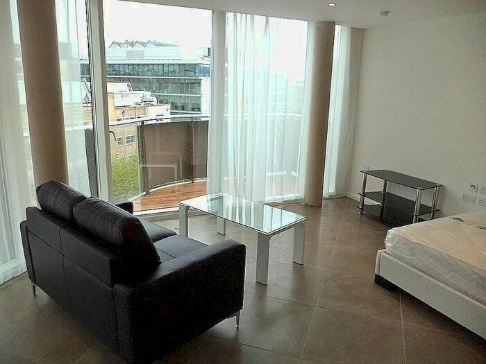 Studio To Rent In Canal Street, Nottingham, NG1