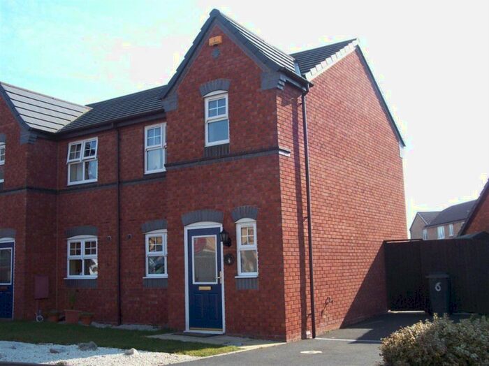 2 Bedroom Semi-Detached House To Rent In Tom Williams Way, Tamworth, Staffordshire, B77