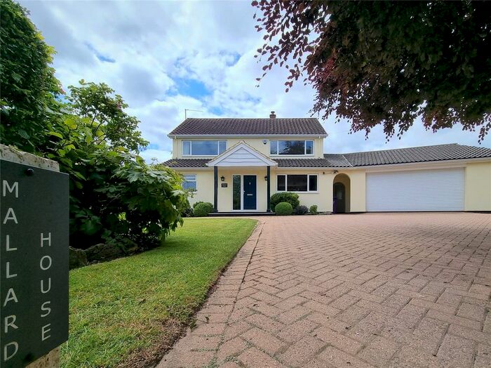 5 Bedroom Detached House For Sale In The Street, Kelshall, Royston, SG8