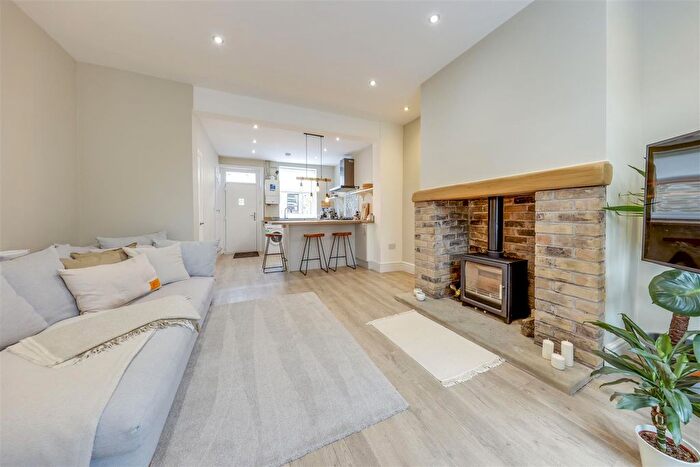 3 Bedroom Terraced House To Rent In Ash Grove, Rawtenstall, Rossendale, BB4