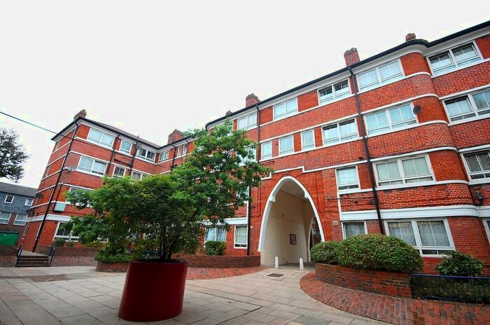 1 Bedroom Flat To Rent In Meakin Estate, Rothsay Street, London, SE1