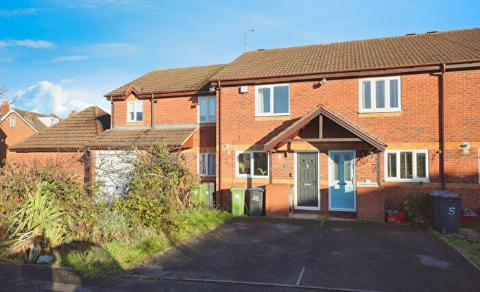 2 Bedroom Terraced House For Sale In Davidson Avenue, Leamington Spa, CV31