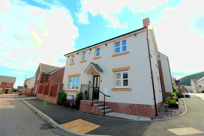 3 Bedroom Detached House For Sale In Penry Close, Llantilio Pertholey, Abergavenny, Monmouthshire, NP7