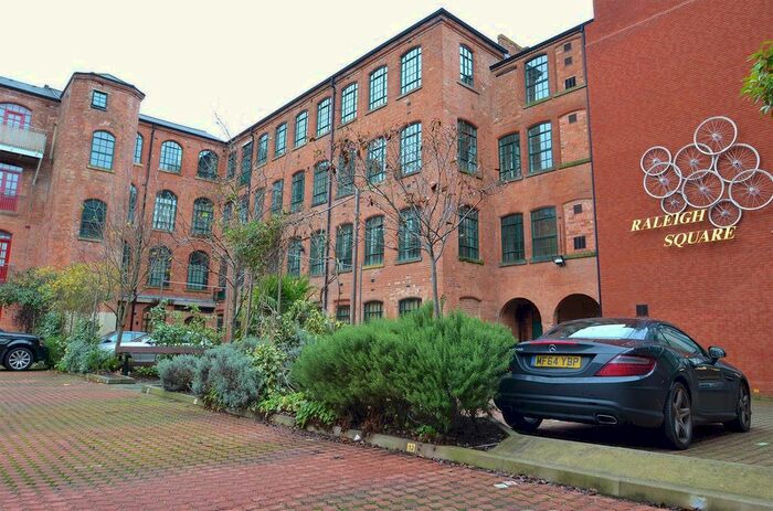 2 Bedroom Flat To Rent In Raleigh Street, Nottingham, NG7