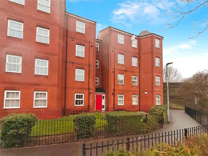 2 Bedroom Flat For Sale In Palmerston Road, Ilkeston, Derbyshire, DE7