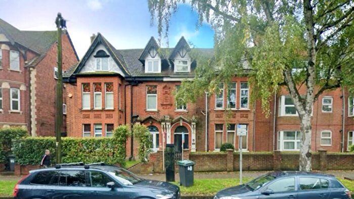 1 Bedroom Apartment To Rent In Clapham Road, MK41