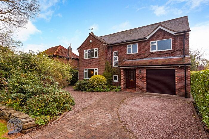 4 Bedroom Detached House For Sale In Culcheth Hall Drive, Culcheth, Warrington, Cheshire, WA3