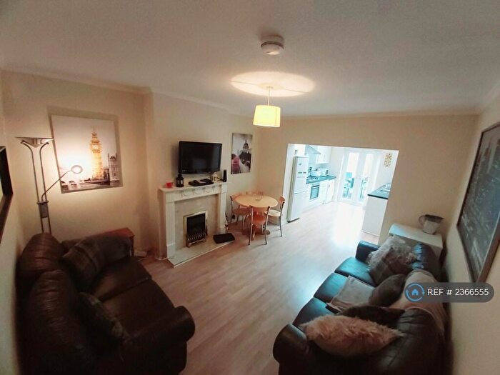 5 Bedroom Terraced House To Rent In College Road, Fishponds, Bristol, BS16