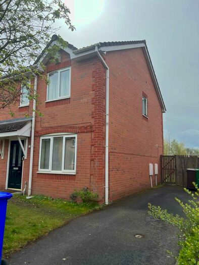 3 Bedroom House To Rent In Hawkridge Drive, Manchester, M23