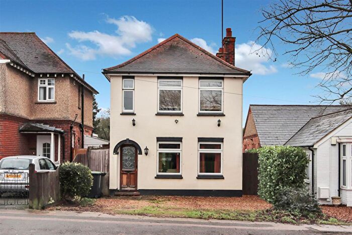 4 Bedroom Detached House For Sale In Higham Road, Rushden, NN10