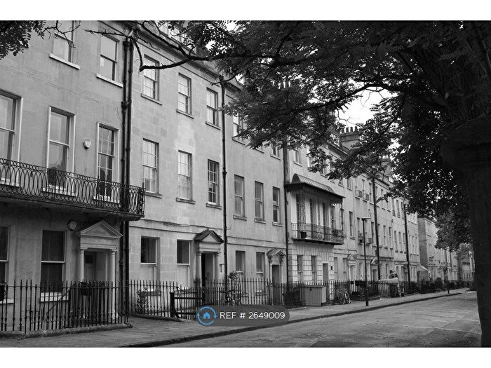 1 Bedroom Flat To Rent In Kensington Place, Bath, BA1
