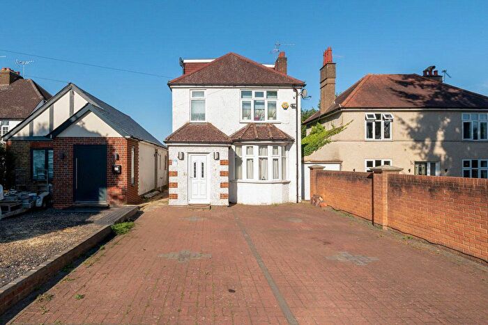 6 Bedroom Detached House For Sale In Sheepcot Lane, Watford, Hertfordshire, WD25