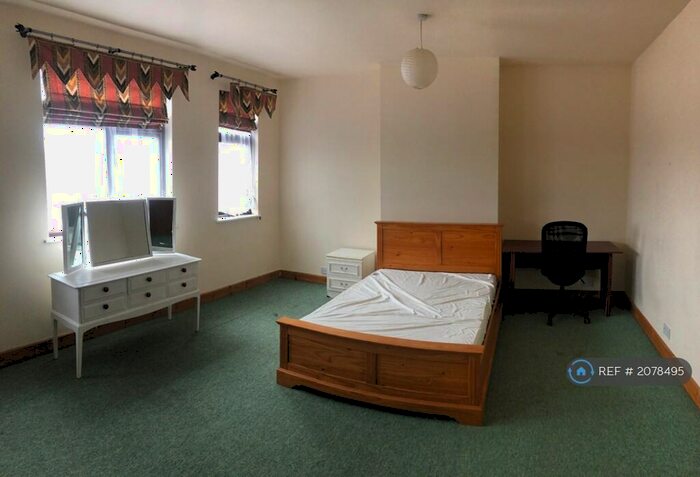 6 Bedroom Maisonette To Rent In Fishponds Road, Fishponds, Bristol, BS16