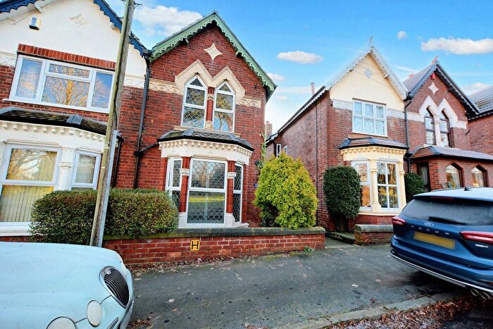 3 Bedroom Semi-Detached House To Rent In Bristol Road, Ilkeston, Derbyshire, DE7