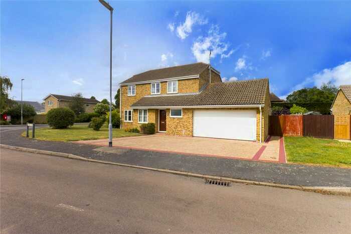4 Bedroom Detached House For Sale In Oates Way, Ramsey, Huntingdon, Cambridgeshire, PE26