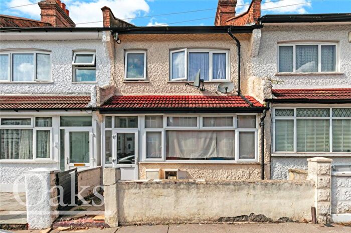 1 Bedroom Apartment For Sale In Grange Park Road, Thornton Heath, CR7