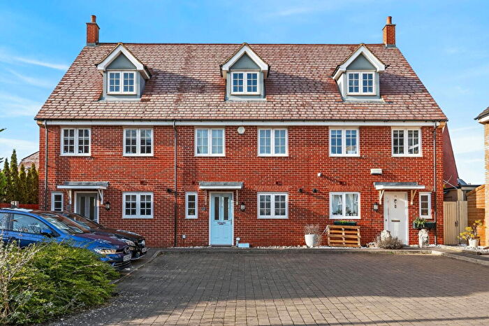 4 Bedroom Town House For Sale In Knoll Gardens, Wixams, MK42